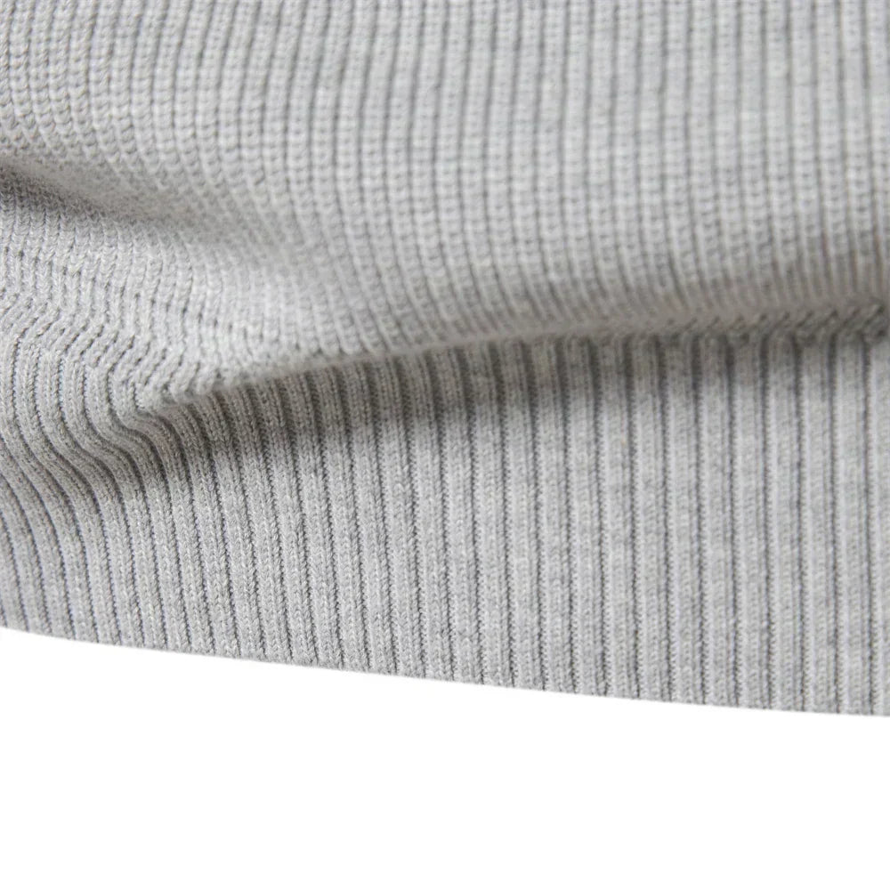 Max™ - Elegante Zip Sweater